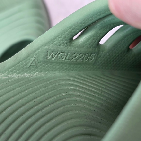 KUAILU Recovery Slide Sandals Sage Green Platform Womens Size 7.5 #WGL2205 - Picture 4 of 5